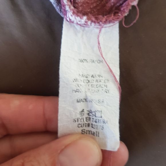 Sage Womens Cold Shoulder  Blouse Boho Print Flowy Southwestern Crinkle Sz Small - Picture 9 of 12